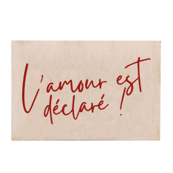 Carte en bois - L'amour est...