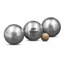 Jeu de 3 boules de pétanque...