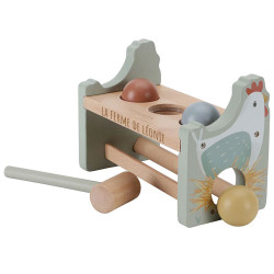 Banc à marteler œufs poule...