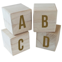 Cube lettre en bois